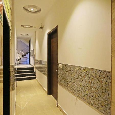 Hotel Urban Luxury Yeni Delhi Dış mekan fotoğraf