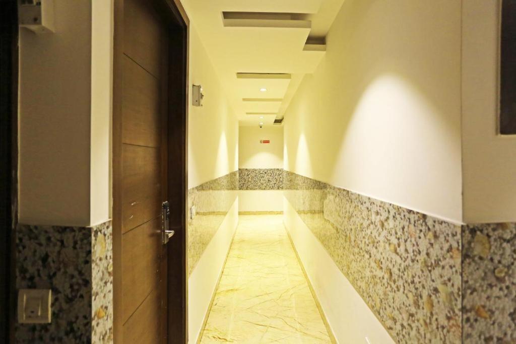 Hotel Urban Luxury Yeni Delhi Dış mekan fotoğraf