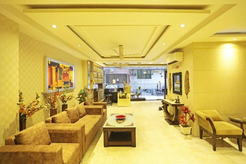 Hotel Urban Luxury Yeni Delhi Dış mekan fotoğraf